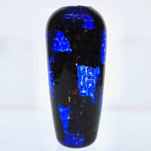 Window Murrine Murano Vase in black and blue